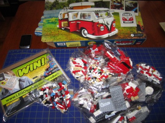 1332 pieces organized in no way whatsoever (except maybe one that facilitates efficient packaging of differing kits back at the factory.)